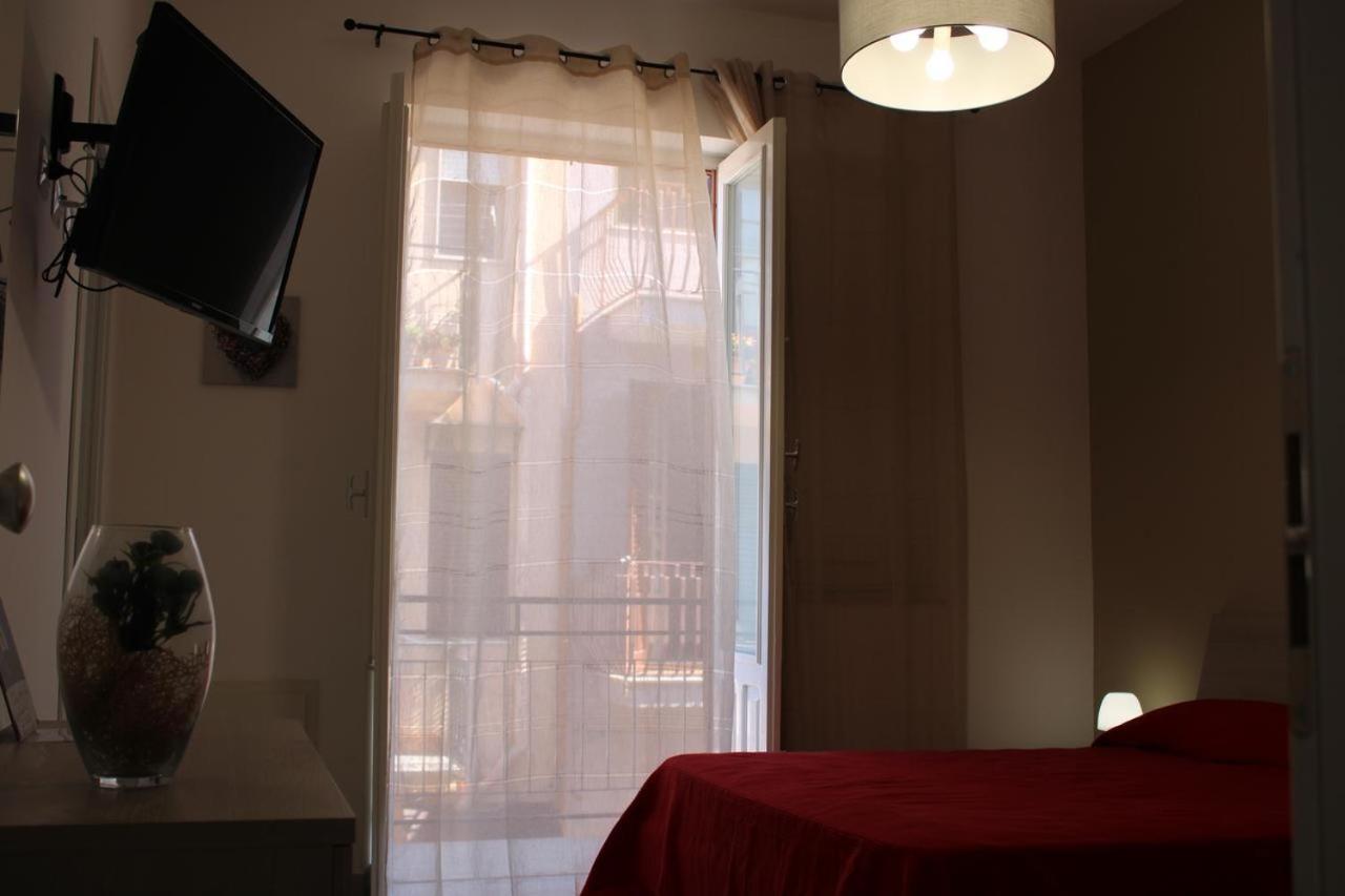 Apartmán La Stanza Vicino Al Mare , Una Camera Da Letto E Bagno Con Balcone Vista Mare Balestrate Exteriér fotografie